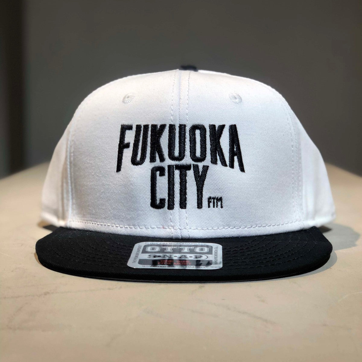 FUKUOKACITYcap(OTTO)黒/白