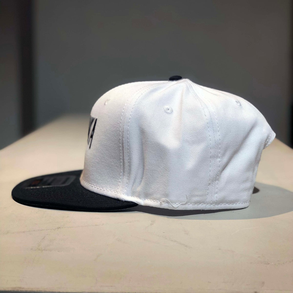 FUKUOKACITYcap(OTTO)黒/白