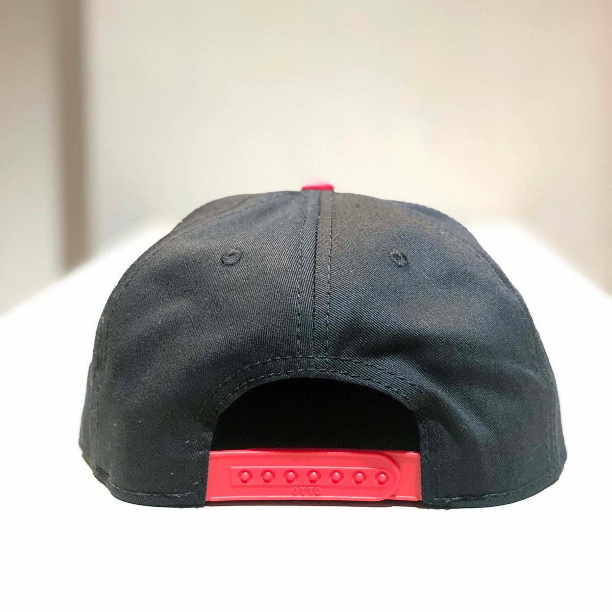 FUKUOKACITYcap(OTTO)黒/赤