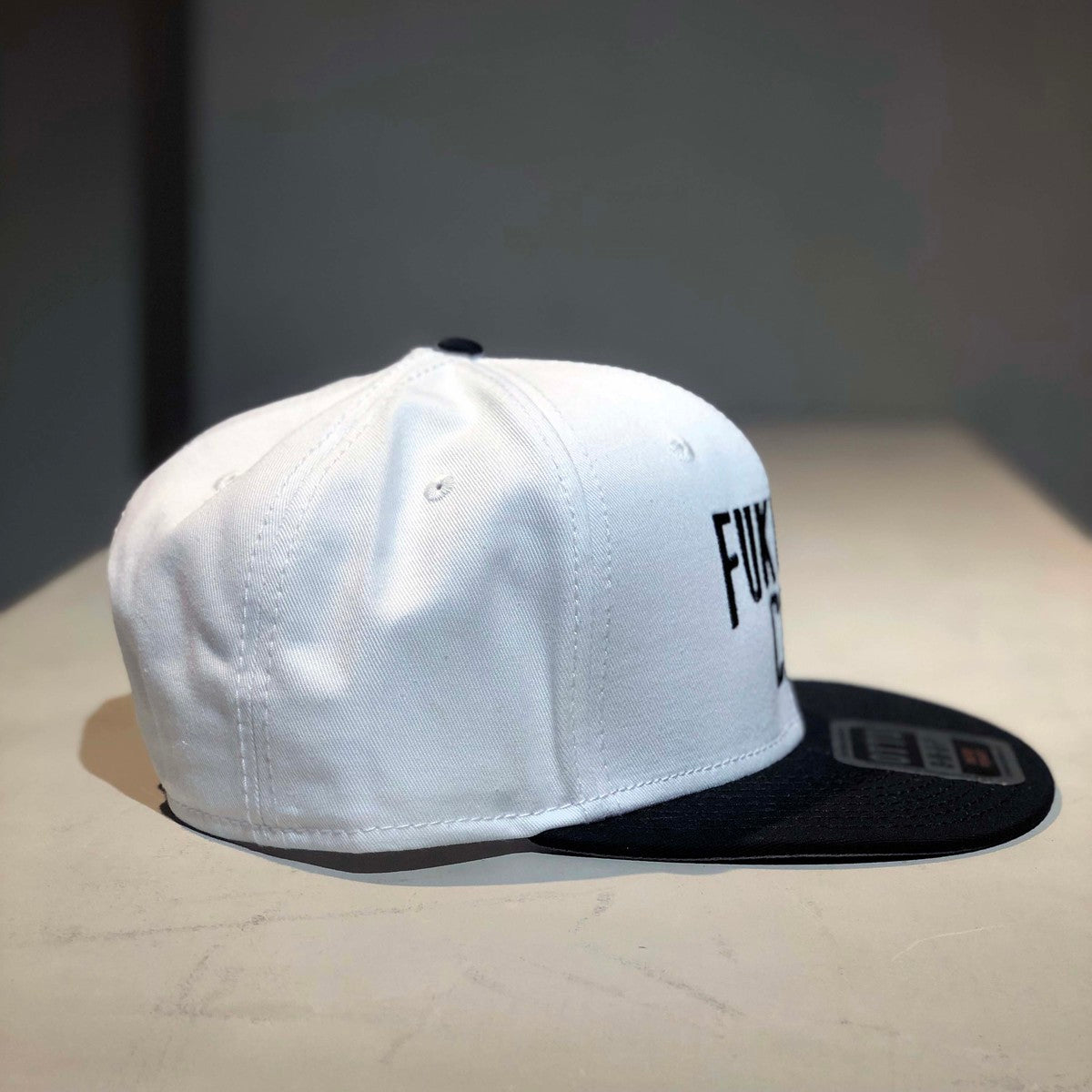 FUKUOKACITYcap（OTTO）黒/白