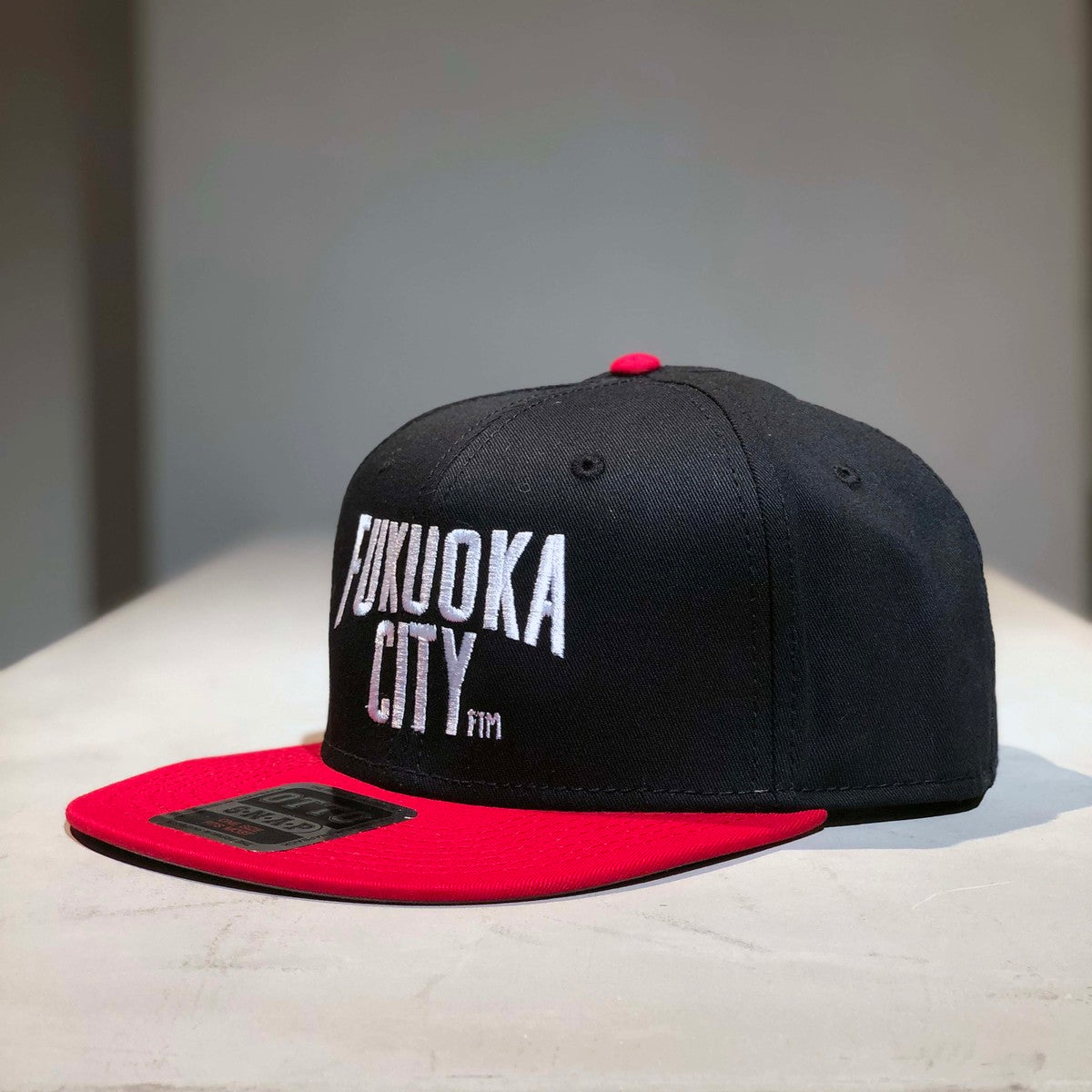 FUKUOKACITYcap（OTTO）黒/赤